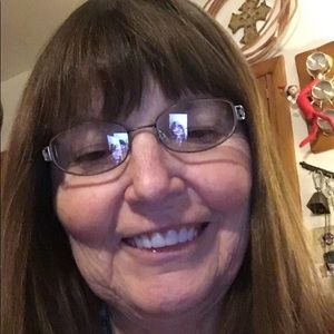 Meet your Posher, Polly